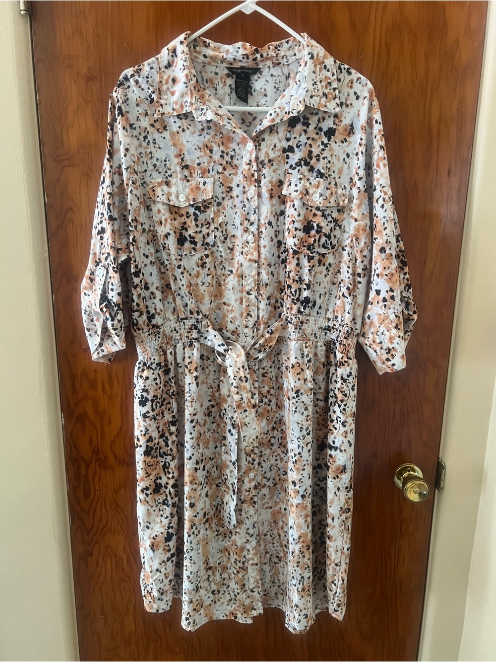 Button-Front Shirt Dress in White with Peach and Black Speckle Print